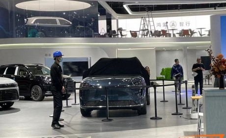 2023广州车展探馆：问界M9实车曝光