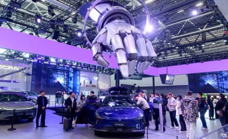 2023广州车展：极越01将在年底首次OTA