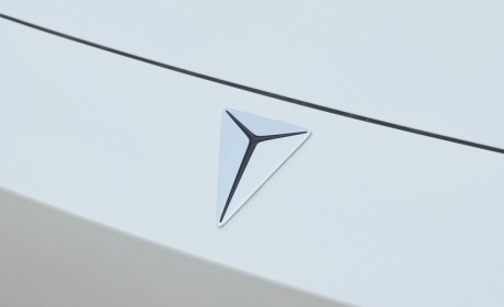 深蓝汽车获高快速自动驾驶测试牌照