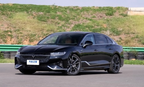 预售26.69万起 岚图追光PHEV今晚上市