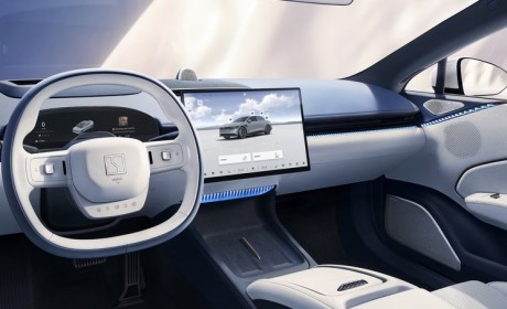 预售22.99万起 极氪007更多内饰官图