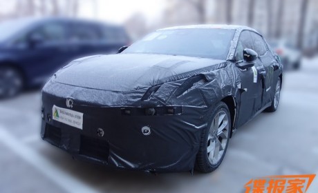 2024年一季度发布 领克07 EM-P谍照曝光