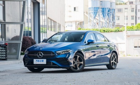 售25.03-27.30万 2024款奔驰A级上市