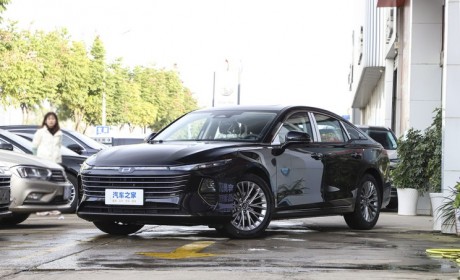 内外大升级 新款奔腾B70将于今晚上市