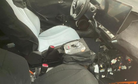 又是一个爆款！比亚迪元UP内饰谍照曝光