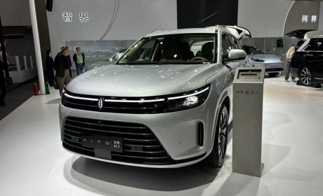 2024海口车展：新款问界M7实车亮相