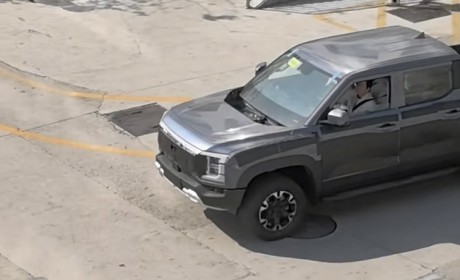 造型够硬派 比亚迪皮卡轻度伪装谍照