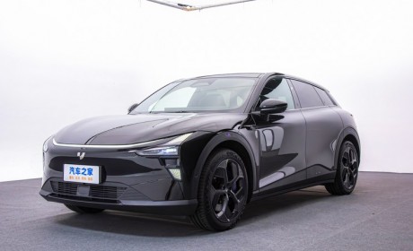 极越“汽车机器人进化日”超前体验！