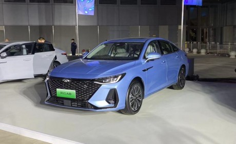 售11.99万元起 奇瑞风云A8正式上市