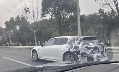 实用属性大增 哪吒S猎装版实车谍照曝光