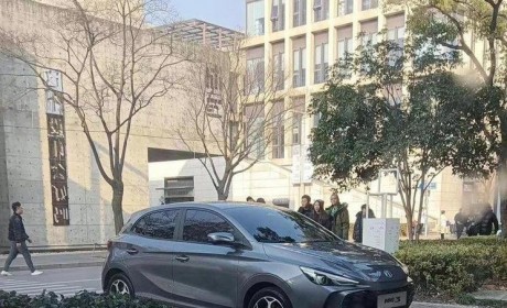 线条犀利 新一代名爵3无伪实车谍照曝光