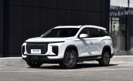 设计全面更新 捷途X90 PRO首发亮相