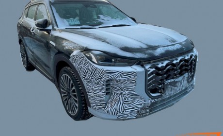 两种座椅布局 捷途山海L7测试谍照曝光