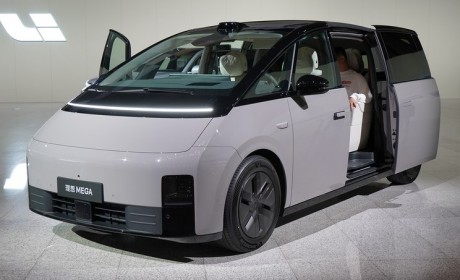 售55.98万/旗舰MPV 理想MEGA正式上市