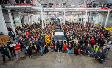 特斯拉正式迎来全球第600万辆整车下线