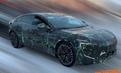 或年内推出 阿维塔12增程版谍照曝光