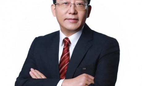 广汽冯兴亚：明确“智驾”法律责任认定