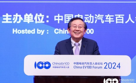 万钢：新能源车已成为我国的新质生产力