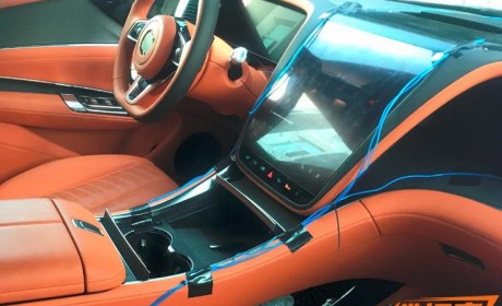 比仰望U8更加运动！仰望U7内饰谍照曝光