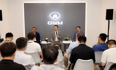 Hi4/智驾系统将陆续上车 魏牌高层专访