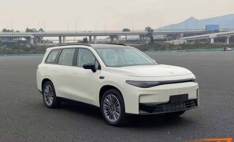 北京车展亮相 零跑C16申报信息曝光