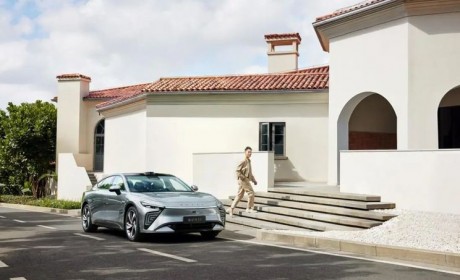 推出30+项升级 星纪元 ES迎来版本OTA