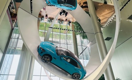 看车必备攻略指南！小米汽车门店调查