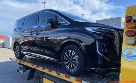 2024北京车展探馆：红旗HQ9 PHEV将上市