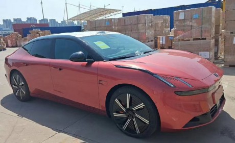 运动气息浓厚 曝领克ZERO无伪实车谍照