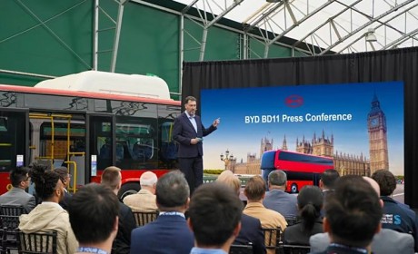 售价40万英镑 比亚迪双层巴士BD11首发