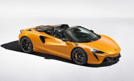 新款Artura Spider将5月24日中国首秀