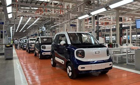 5月28日上市 奔腾小马正式下线并交付