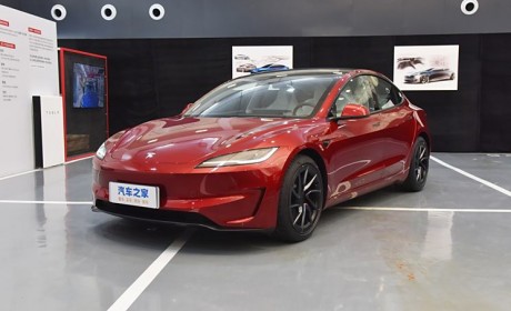 知情人士：特斯拉正向相关部门备案FSD