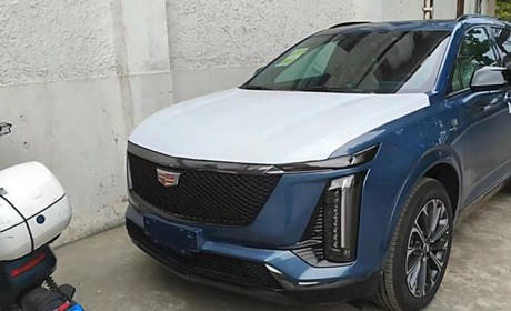 内饰设计曝光 全新凯迪拉克XT5实车图