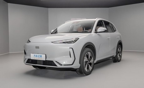 首款纯电动SUV 吉利银河E5首发亮相