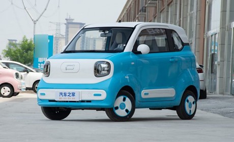 推出3款车型 奔腾小马将于今日正式上市