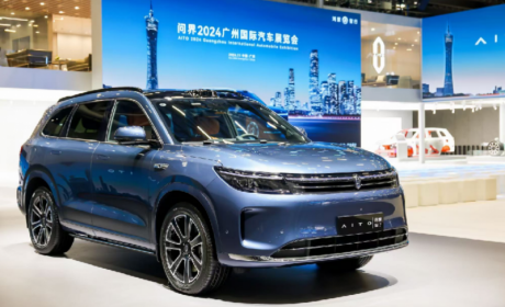 问界：践行“新豪华”，以服务力引领未来发展