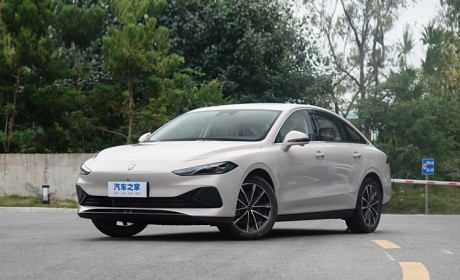 荣威D7 DMH世界冠军版/荣威iMAX8 DMH新陆尊将于11月8日上市