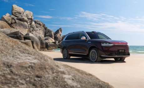 倒计时！问界携神秘嘉宾即将亮相2025上海车展