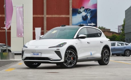 预计配备灵蜥数字底盘2.0 升级800V 智己LS7焕新版6月16日上市