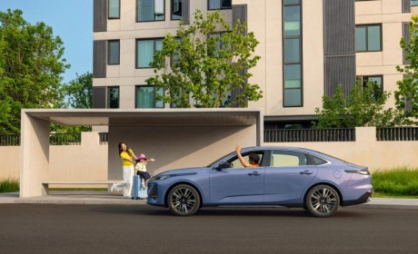 长安第四代逸动正式上市，全球智能家轿新标杆售价7.29万元起！