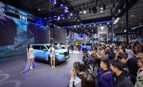 2025第十五届贵阳汽车文化节顺利闭幕，推动林城车市高质量发展