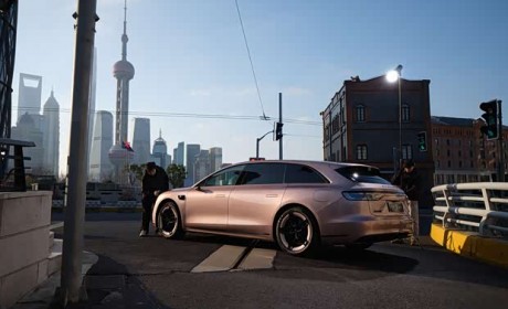 年内享界还将推出MPV等车型 享界S9T全新配色实车图曝光