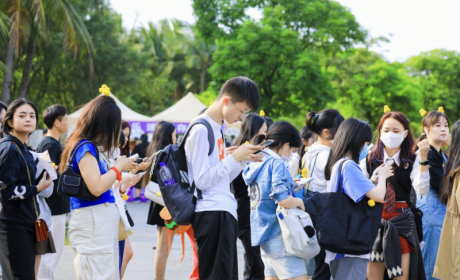 2023海口迷笛音乐节重磅开幕！林肯携手豪华乐队阵容亮相舞台