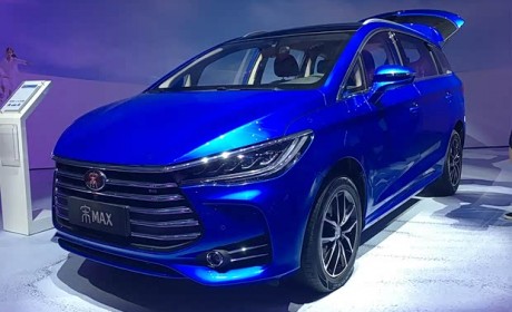 售7.99-11.99万元 比亚迪宋MAX上市