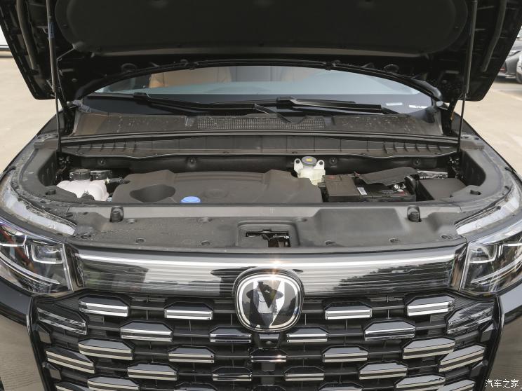 长安汽车 长安CS95 2023款 基本型