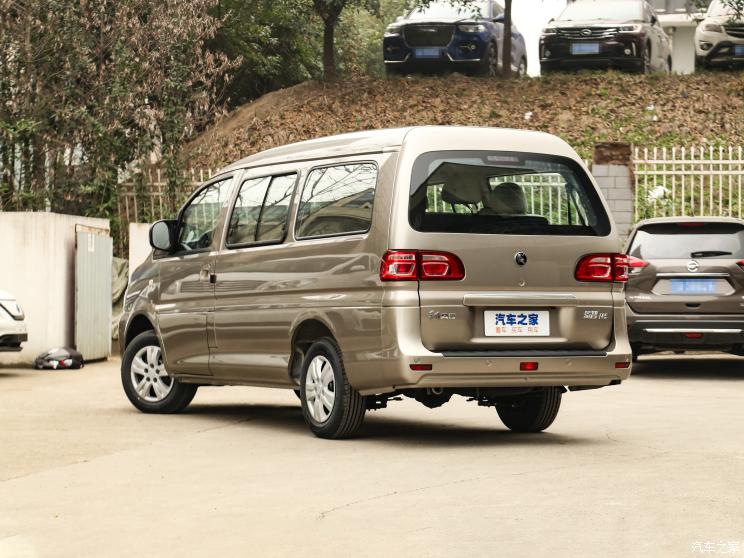 东风风行 菱智 2023款 M5L 1.6L 豪华型 7座