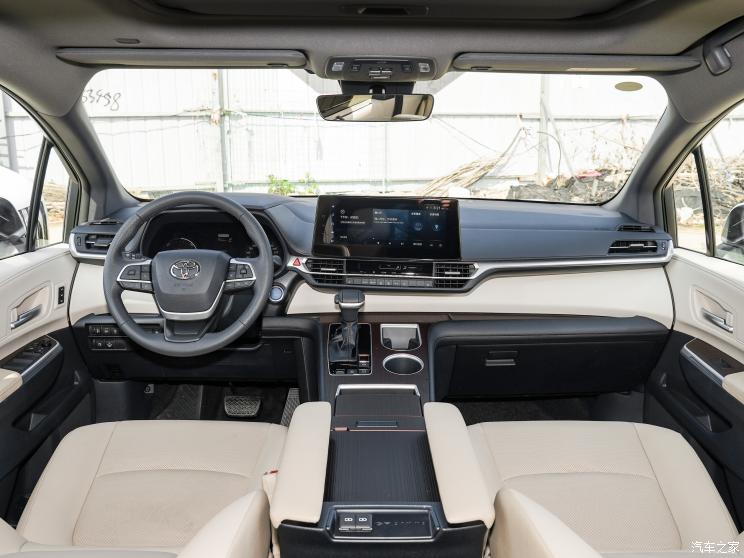 一汽丰田 格瑞维亚 2023款 2.5L混动 尊贵PLUS版 一汽丰田 格瑞维亚 2023款 2.5L混动 尊贵PLUS版