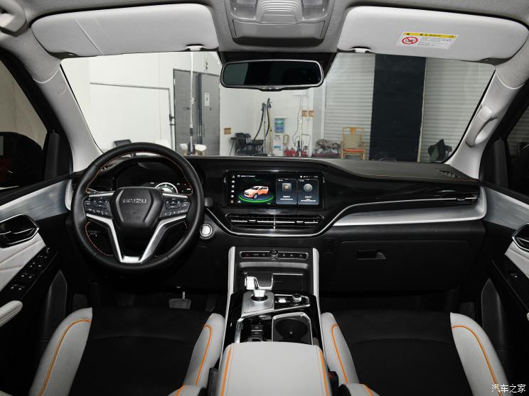 江西五十铃 D-MAX 2023款 1.9T自动四驱柴油V-CROSS高配RZ4E