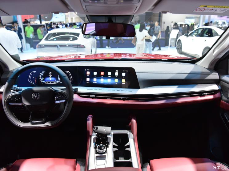 长安汽车 长安览拓者 2023款 探索版 2.0T 自动 四驱 标箱